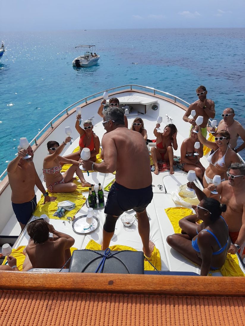 A bordo di Barca Sciaranda con il suo esperto capitano Davide — foto 3