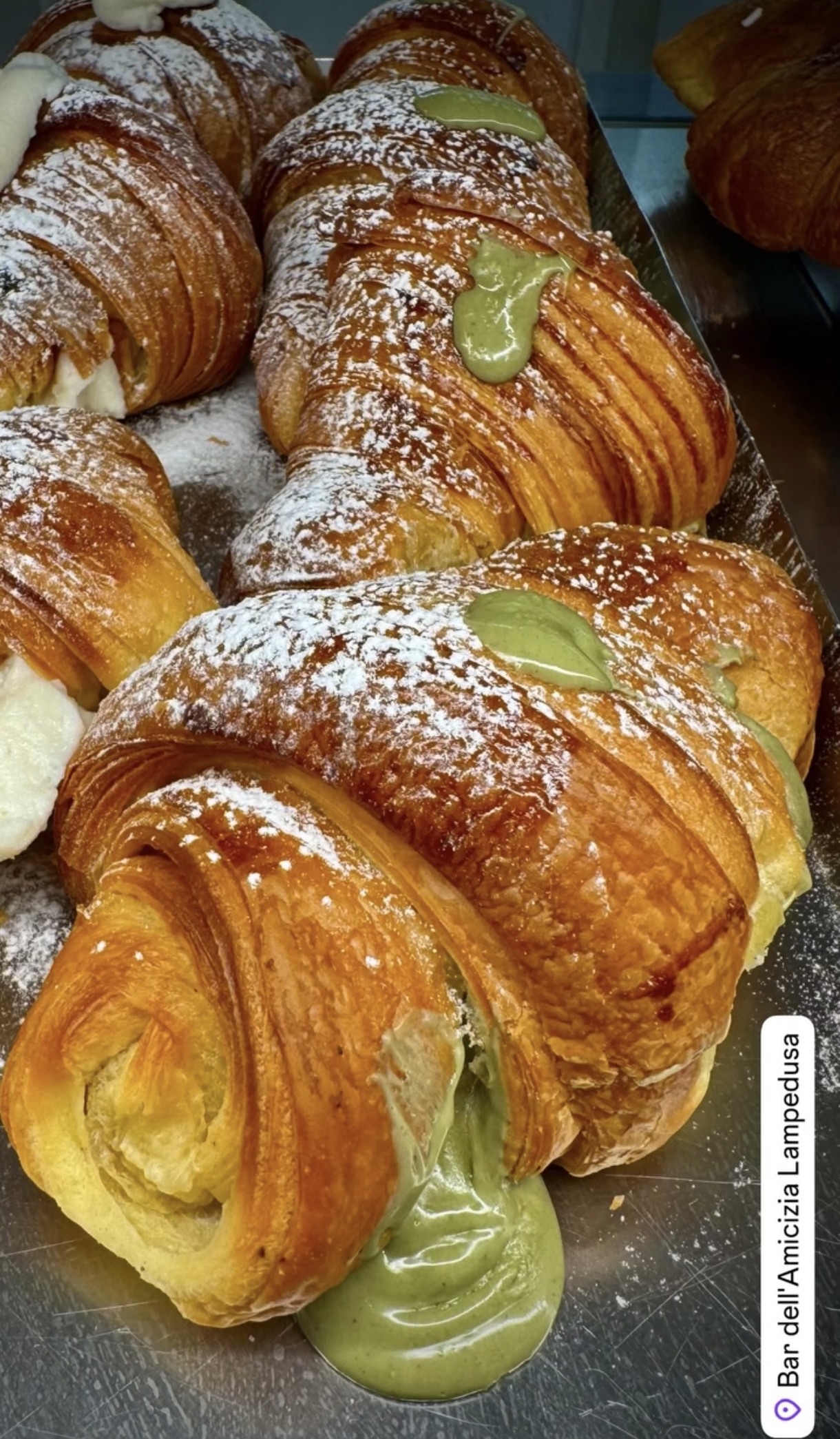 Bar dell’Amicizia: il gusto autentico tra colazioni, granite e specialità siciliane — foto 9