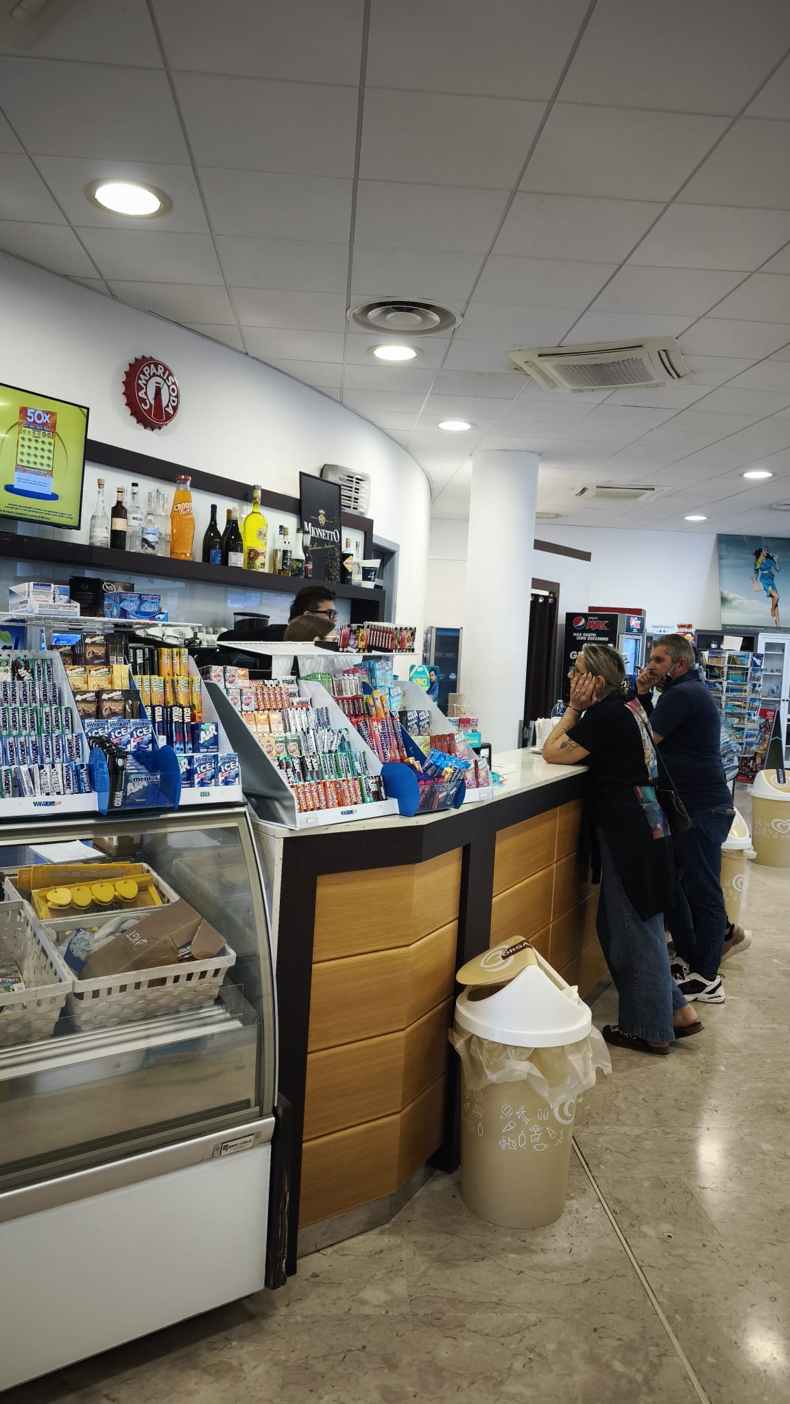 Dusa Caffè – Il Bar dell’aeroporto — foto 6