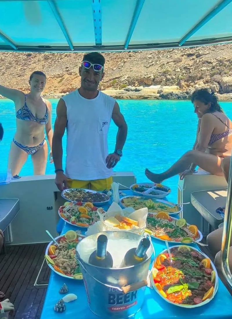 Barca Crystal – Tante le Proposte di Escursioni — foto 8