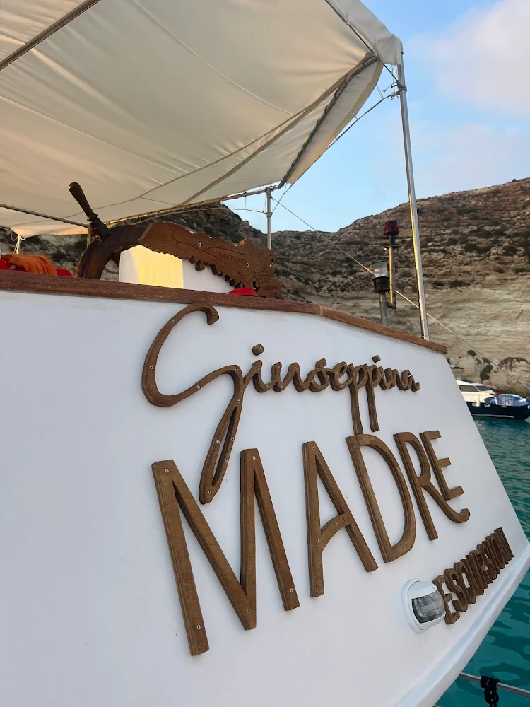 Giuseppina Madre: il mare di Lampedusa vissuto a bordo di un antico peschereccio — foto 12
