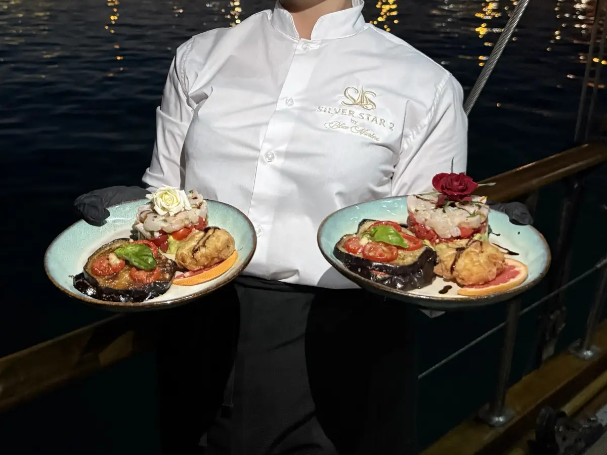 Caicco Silver Star 2: vivere Lampedusa dal mare tra comfort, eleganza e sapori autentici — foto 10