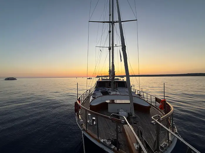 Caicco Silver Star 2: vivere Lampedusa dal mare tra comfort, eleganza e sapori autentici — foto 7