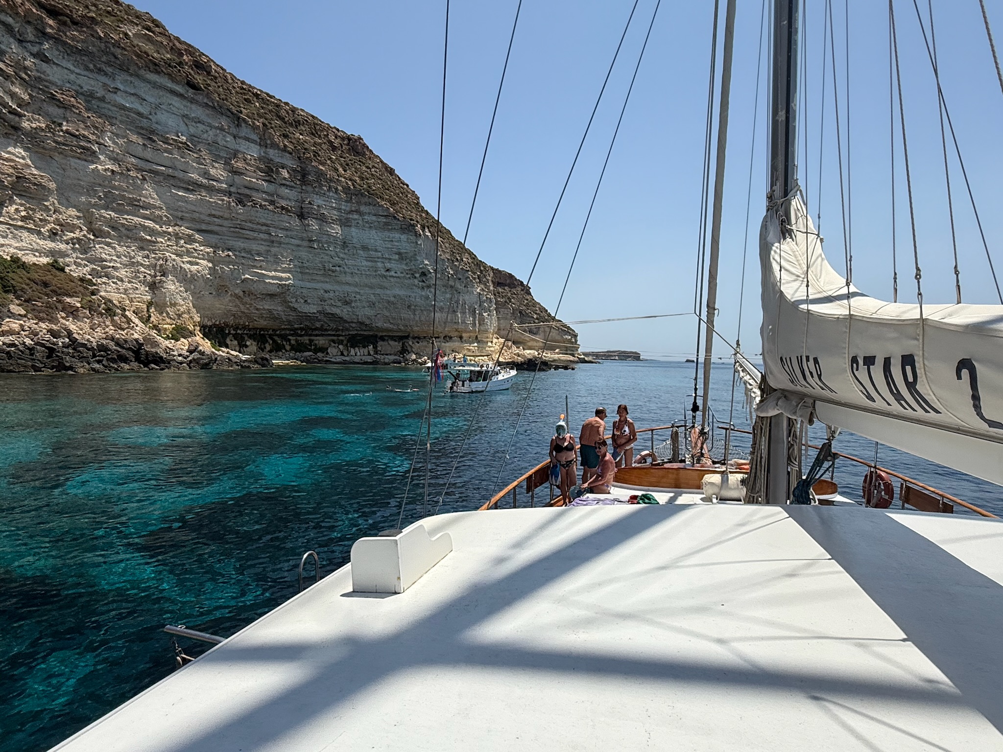 Caicco Silver Star 2: vivere Lampedusa dal mare tra comfort, eleganza e sapori autentici — foto 18