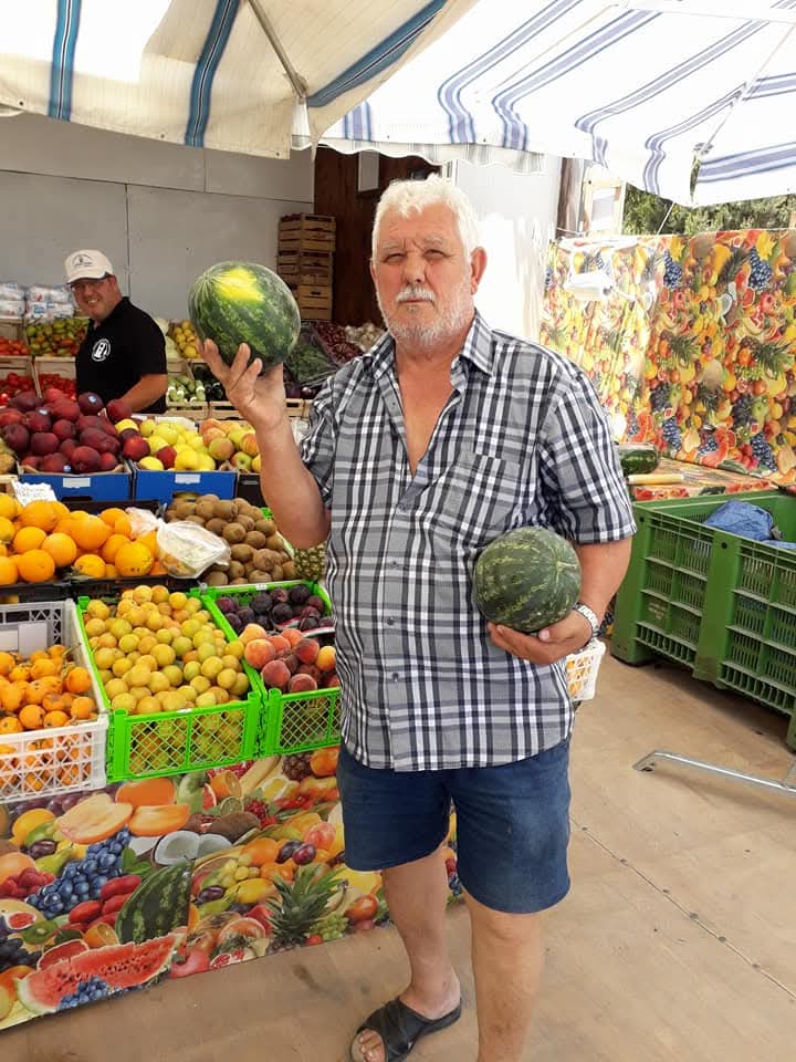 Fruttivendolo da Gino: sapori e colori autentici al Porto Nuovo di Lampedusa — foto 6