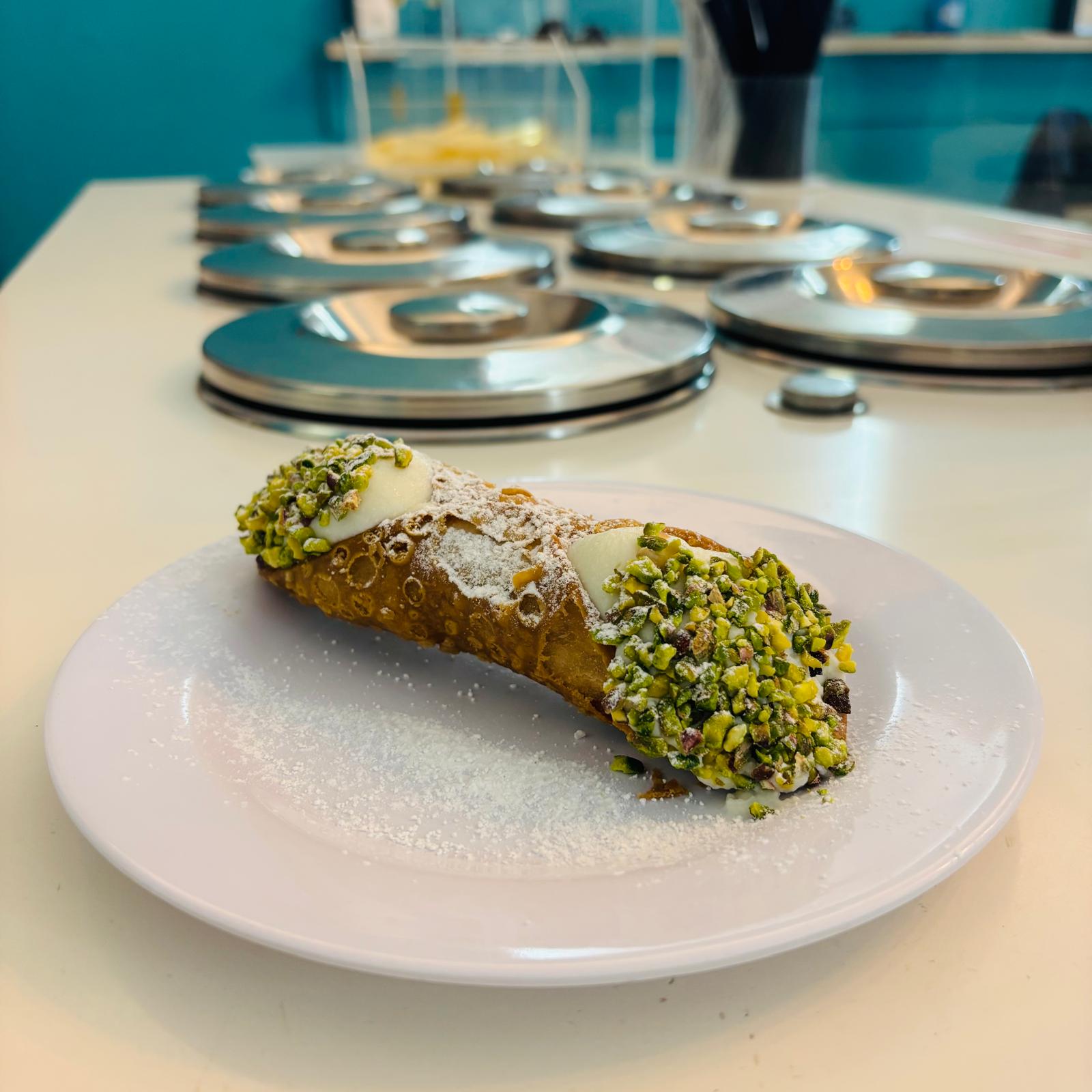 Gelateria Sciatù, l’arte del gelato che sboccia a Lampedusa — foto 2