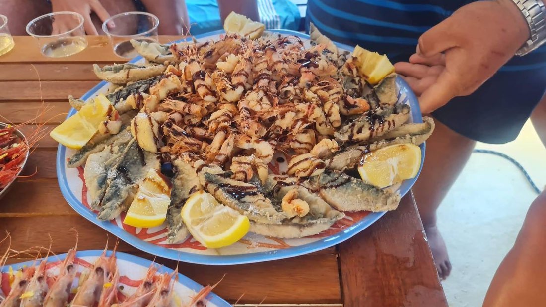 Giro dell’Isola in Barca con Ciccio Marzo — foto 5