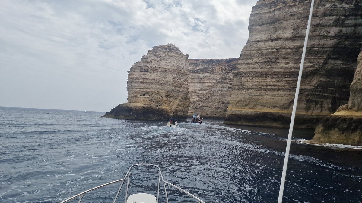 Piccoli gruppi, grandi emozioni: vivi Lampedusa con la barca Smith — foto 4
