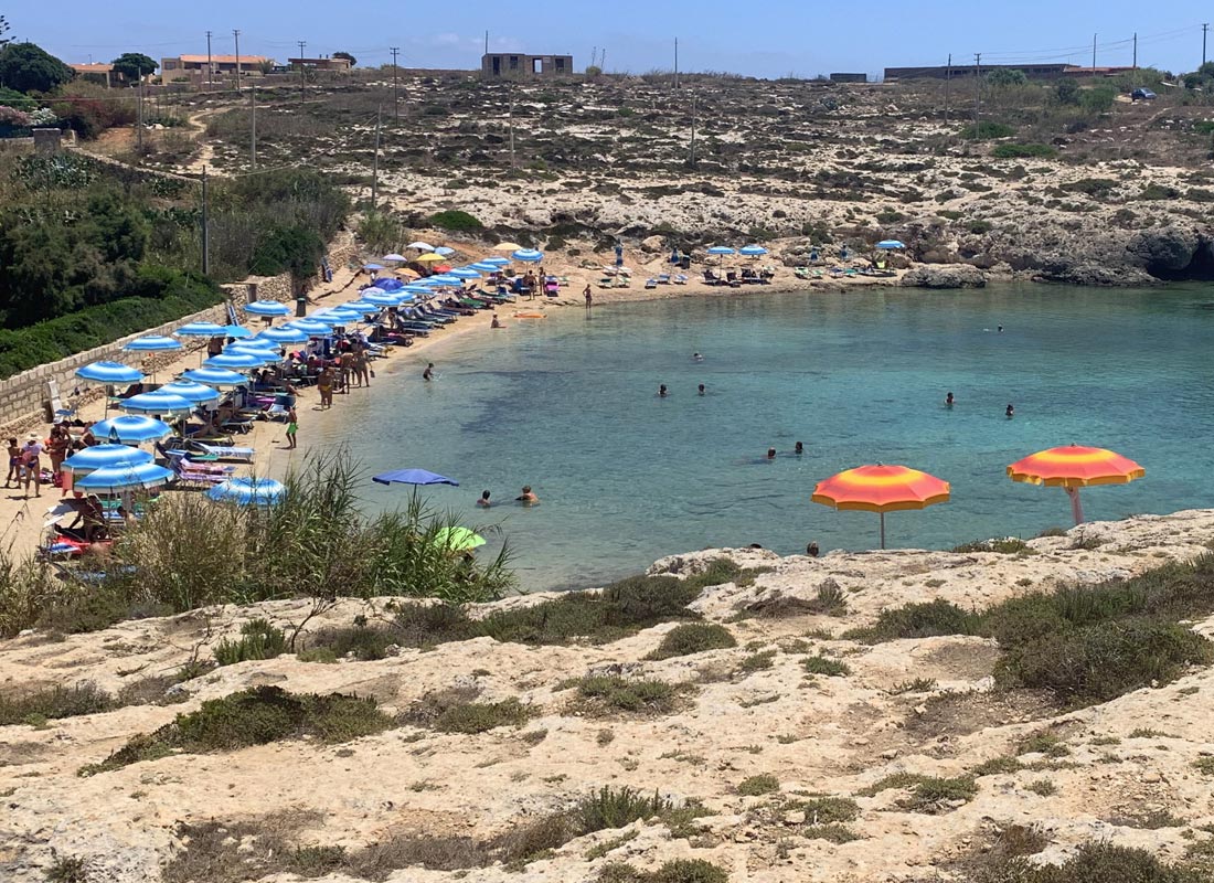 In spiaggia a Cala Francese da Gerry — foto 4