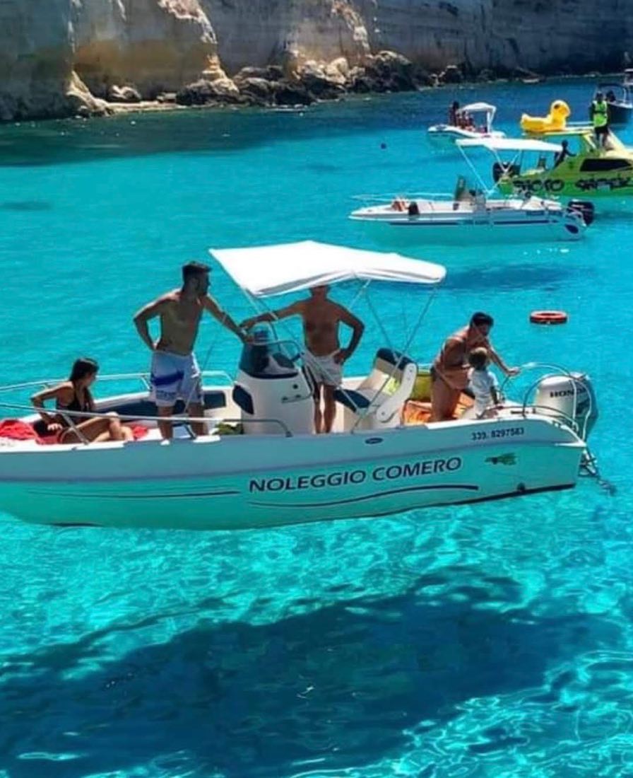 Noleggio Motoscafi Comero vi Aspetta al Porto Nuovo — foto 5