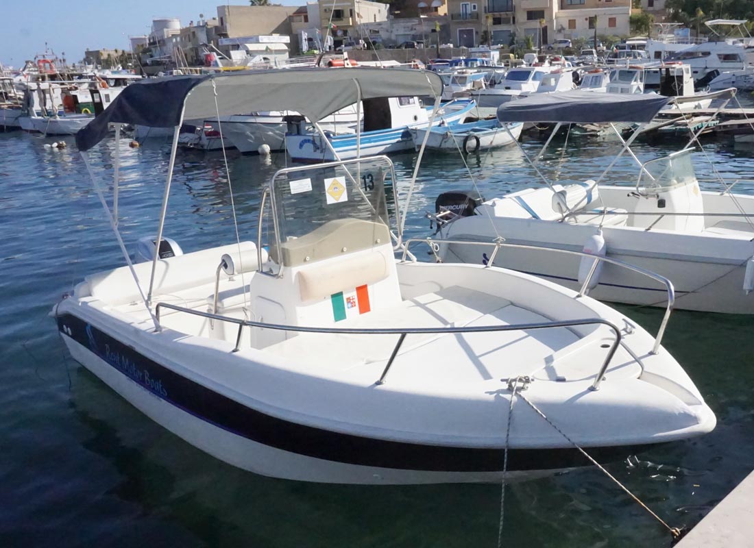 Noleggio motoscafi e gommoni da Rent Motor Boats — foto 3