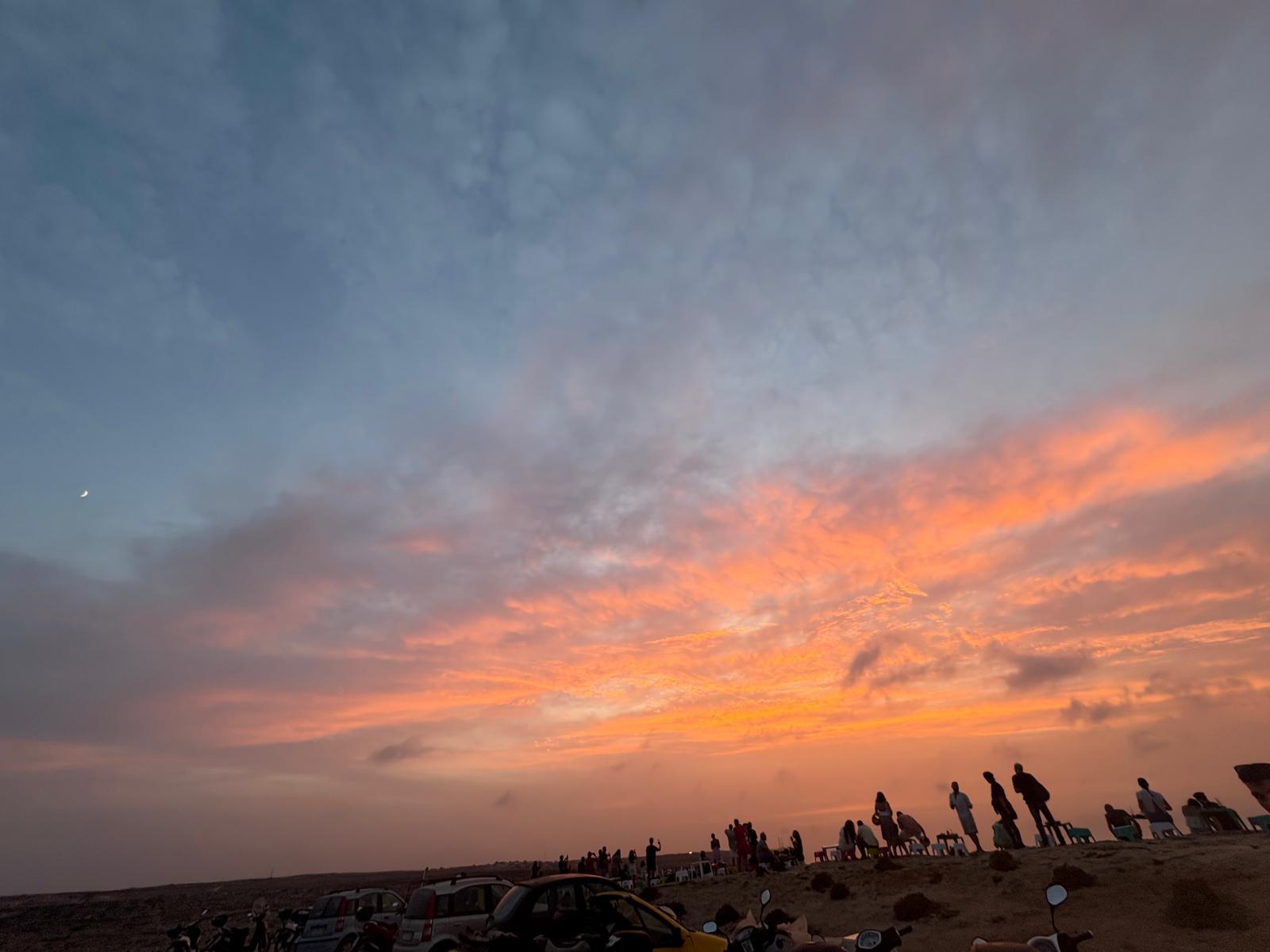 Oh Maaa! L’Aperitivo Vista Tramonto — foto 9