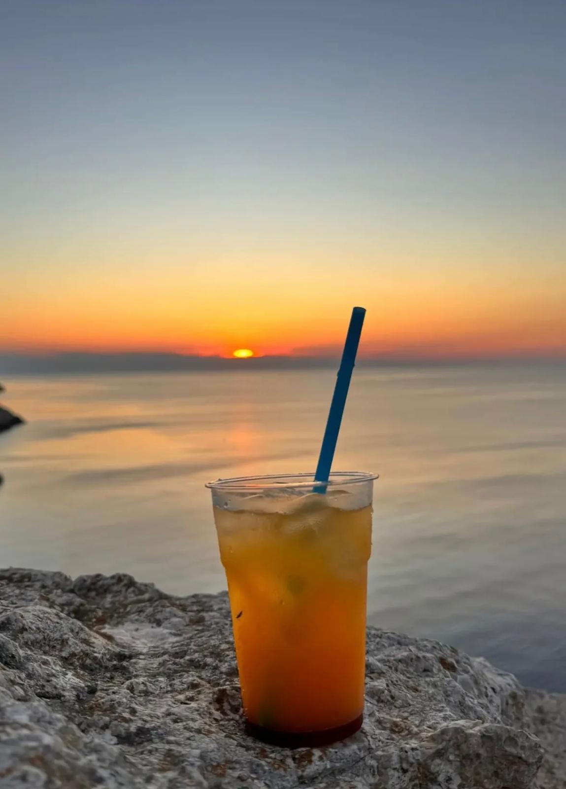 Oh Maaa! L’Aperitivo Vista Tramonto — foto 11