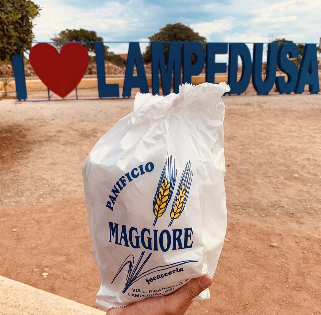 Panificio Maggiore: il profumo autentico di Lampedusa appena sfornato — foto 10
