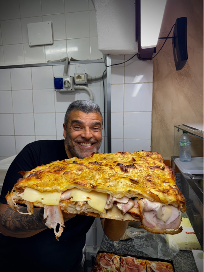 Papadoc – la Pizzeria a Taglio Romana più a Sud d’Europa — foto 5