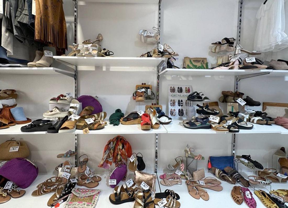 Pedi Pedi Calzature e Abiti – Dove la Moda Incontra il Sole — foto 7