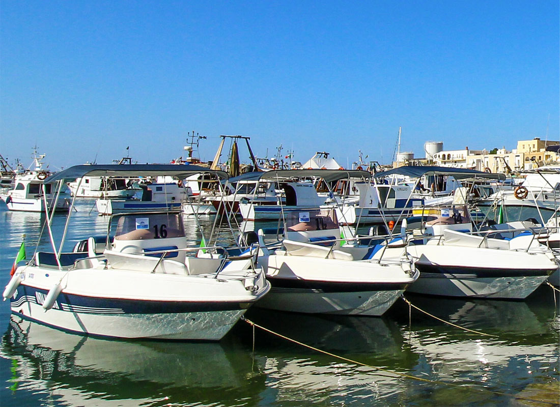Scoprire Lampedusa in barca con Onda Marina — foto 4