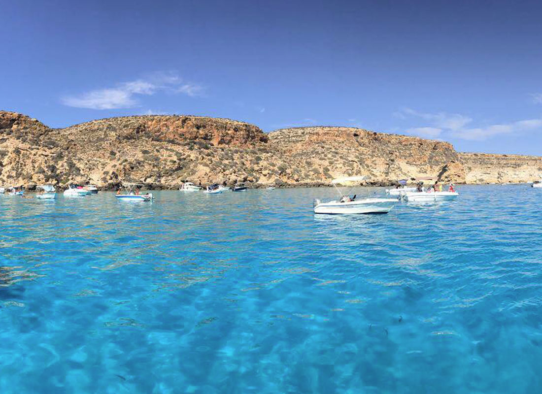 Scoprire Lampedusa in barca con Onda Marina — foto 6