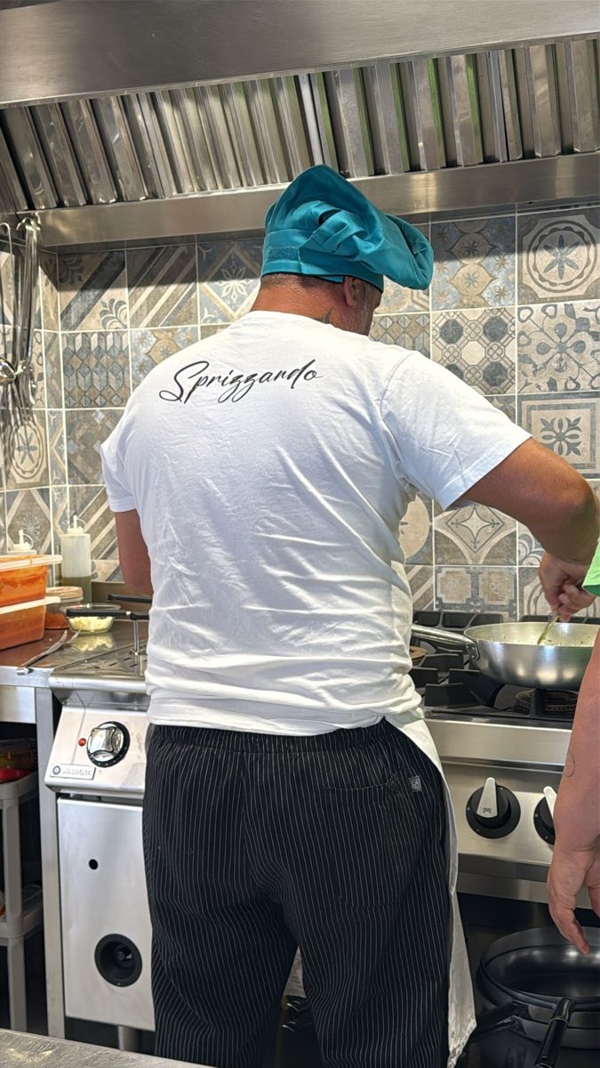 Sprizzando in Contrada Cala Croce – Relax e Atmosfera Autentica — foto 8