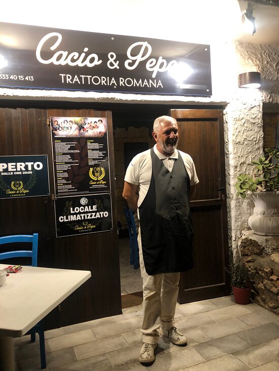 Roma incontra il mare: la Trattoria Cacio & Pepe a Lampedusa — foto 13