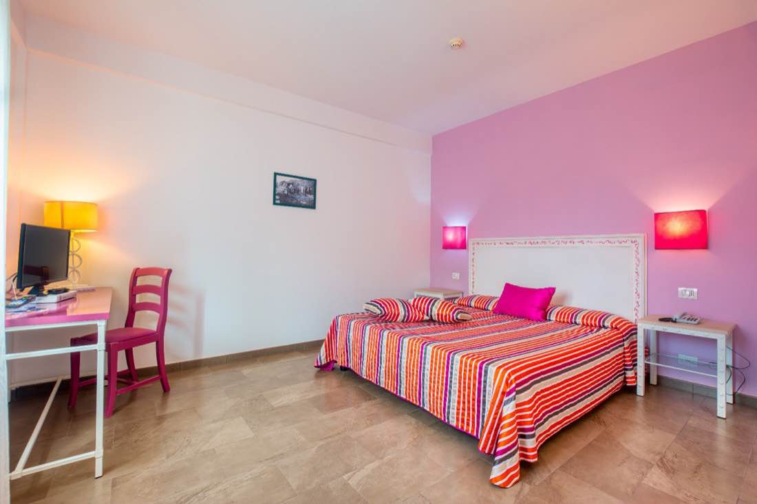 Unico nel suo Genere, Hotel O’Scià — foto 2