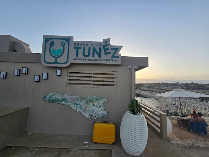 A Cala Croce, in un angolo di paradiso, vi aspetta il Beach club Tunèz