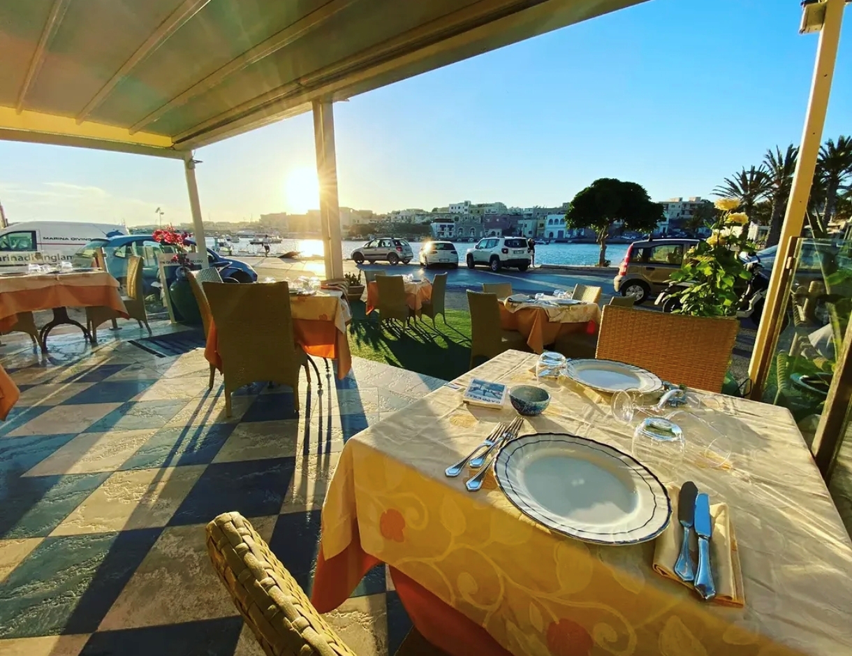 Mille e una Notte a Lampedusa: gusto, eleganza e la magia della Grotta di Alibabà