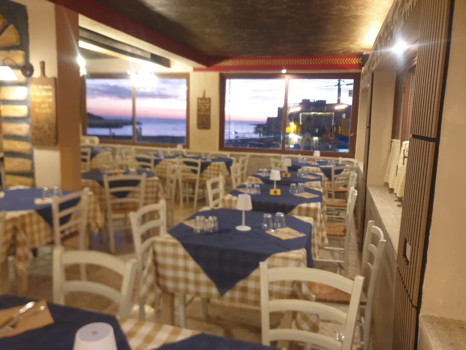Roma incontra il mare: la Trattoria Cacio & Pepe a Lampedusa